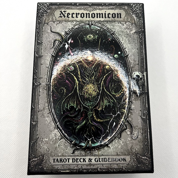 Necronomicon Tarot Deck and Guidebook - Picture 10 of 10
